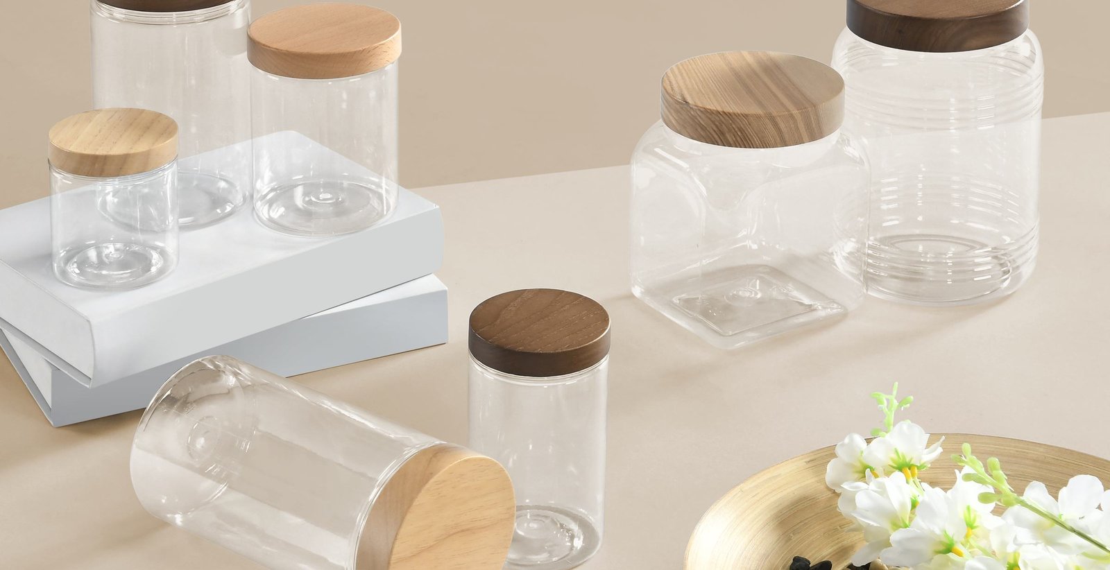 PET jars with wooden lids