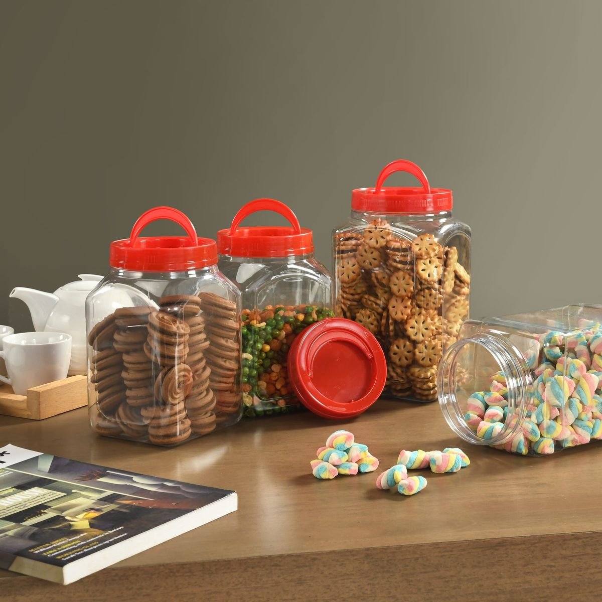 Ribbed PET handle jars